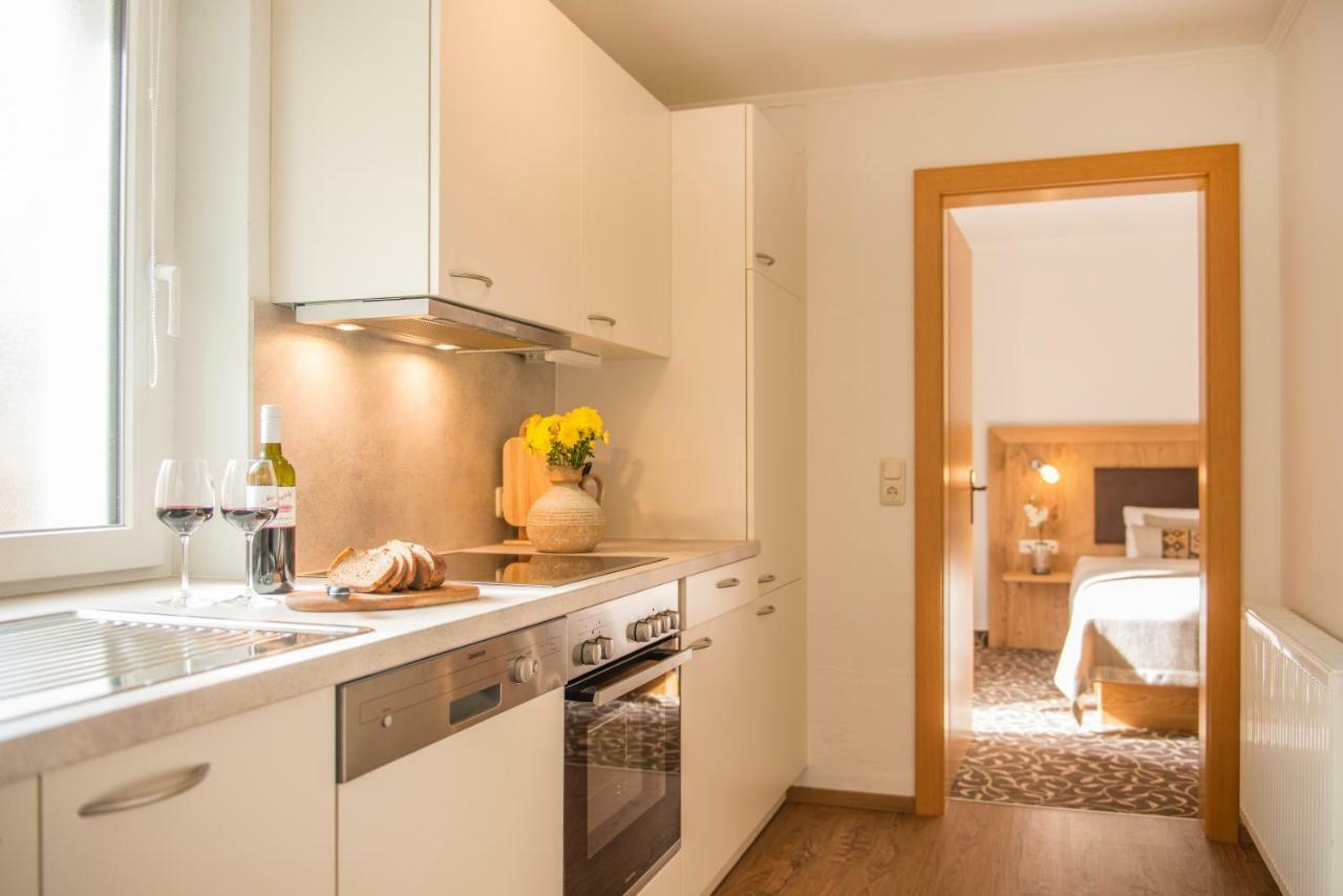 Pension Appartements Gabriele Бадгаштейн Экстерьер фото